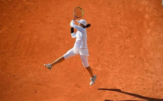 落点被中锋 落点被中锋